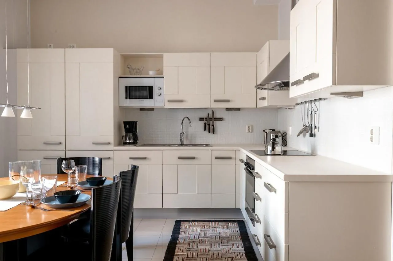 2Ndhomes Helsinki Center 2Br 103 M2 Deluxe Apartment With Sauna And Balcony