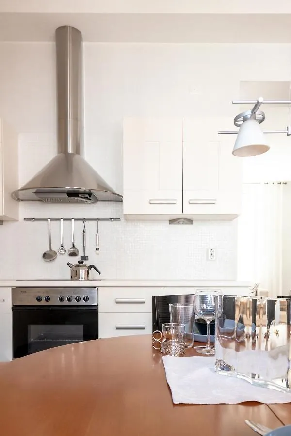 2Ndhomes Helsinki Center 2Br 103 M2 Deluxe Apartment With Sauna And Balcony Finland